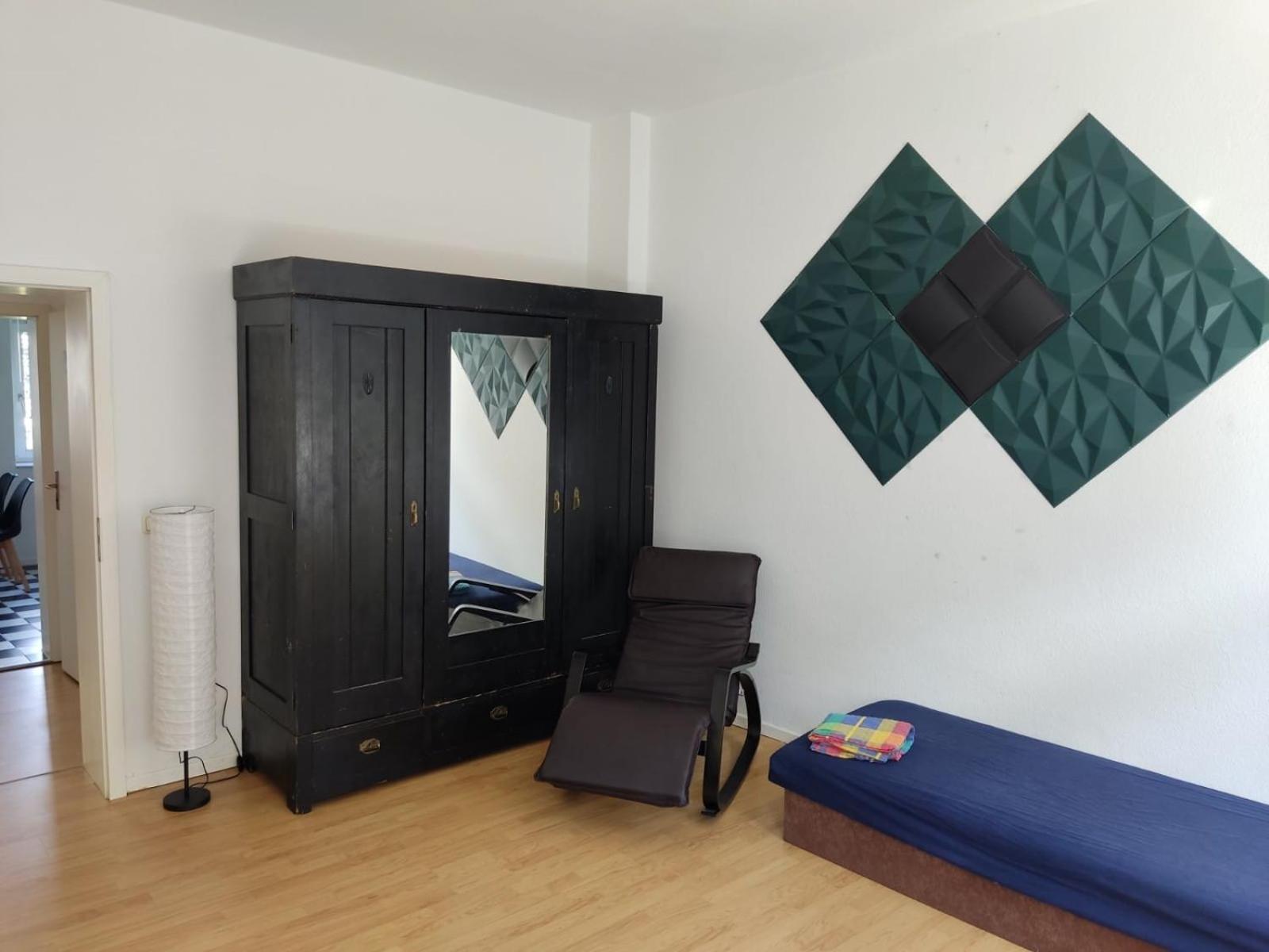 Flex Aparts - Grosse, Moeblierte Wohnung In Zwickau Mit 2 Zimmern Eksteriør billede